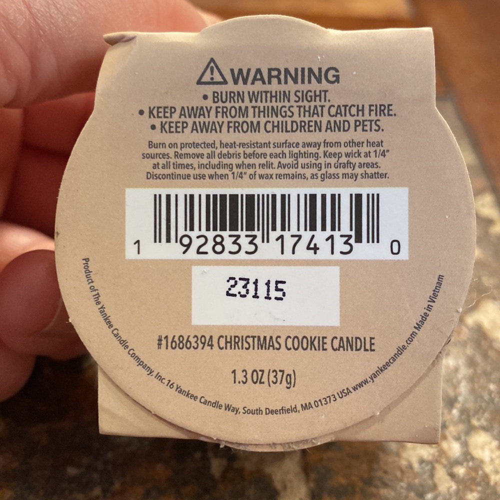 5️⃣/5️⃣ Yankee Candle Christmas Cookie Votive size - Picture 2 of 5